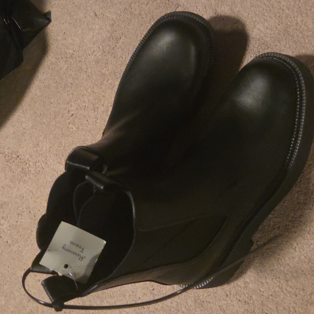 A New Day Sleek Black Boots